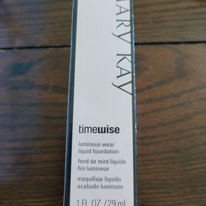 Mary Kay Timewise Luminous-Wear Ivory 3